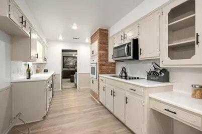 6305 Whitman Avenue, Fort Worth, TX 76133 - Photo 8