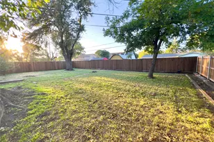 212 Straw Rd, Saginaw, TX 76179 - Photo 20