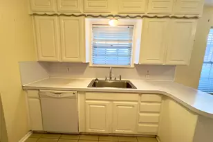 212 Straw Rd, Saginaw, TX 76179 - Photo 10