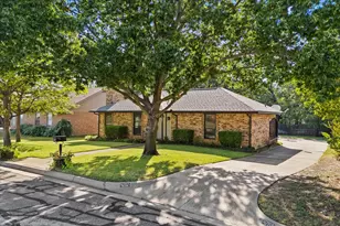4202 Windhurst Dr, Arlington, TX 76015 - Photo 36
