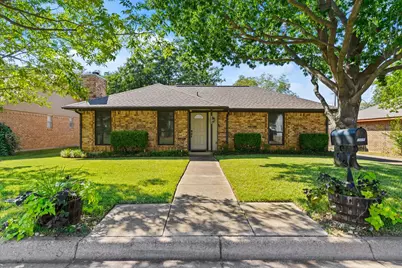 4202 Windhurst Drive, Arlington, TX 76015 - Photo 2