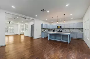 1207 E Russell Ave, Carrollton, TX 75006 - Photo 16