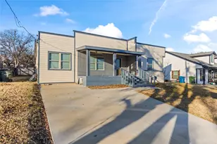 1207 E Russell Ave, Carrollton, TX 75006 - Photo 2