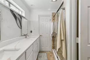 6422 Covecreek Pl, Dallas, TX 75240 - Photo 32