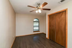 223 S Casa Grande Cir, Duncanville, TX 75116 - Photo 20