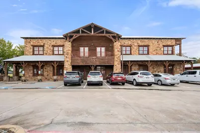 2340 W Interstate 20 #212, Arlington, TX 76017 - Photo 2