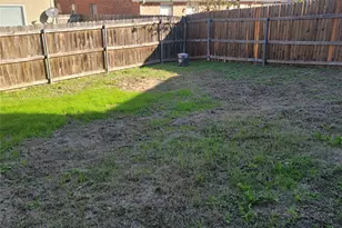 920 Sierra Vista Ct, Midlothian, TX 76065 - Photo 2