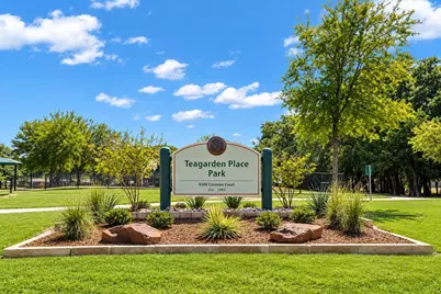 9415 Mayblossom Way, Dallas, TX 75217 - Photo 22