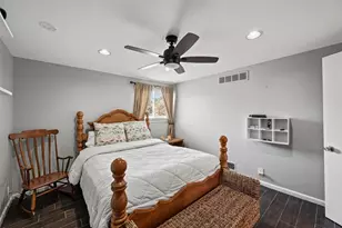 13666 Peyton Dr, Dallas, TX 75240 - Photo 30