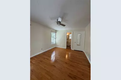 3733 Washburn Avenue, Fort Worth, TX 76107 - Photo 6