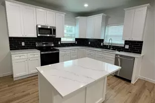 524 W Florence St, Denison, TX 75020 - Photo 4