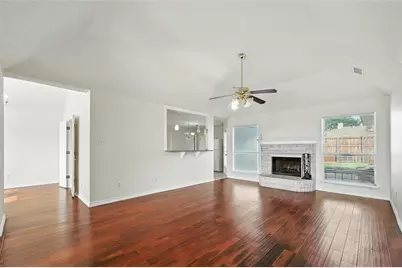 2711 Primrose Lane, Rowlett, TX 75089 - Photo 2