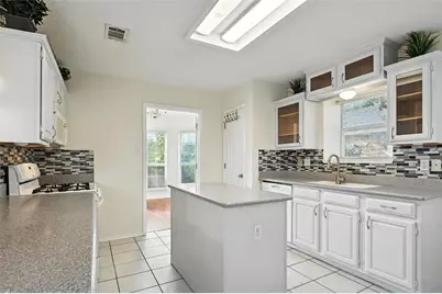 2711 Primrose Lane, Rowlett, TX 75089 - Photo 4