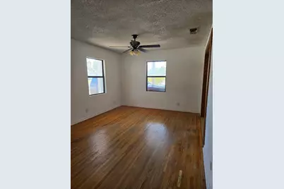 3701 Hopkins Street, Fort Worth, TX 76107 - Photo 2