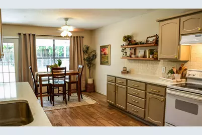 1110 W Cozby Court W, Benbrook, TX 76126 - Photo 2