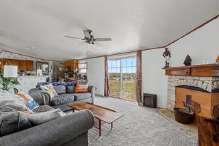 9217 Montana St, Joshua, TX 76058 - Photo 14