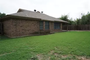 7133 Barbados Dr, North Richland Hills, TX 76180 - Photo 18