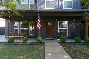 1302 Bagby Ave, Waco, TX 76706 - Photo 2