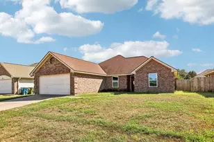 205 Quail Run, Aubrey, TX 76227 - Photo 4