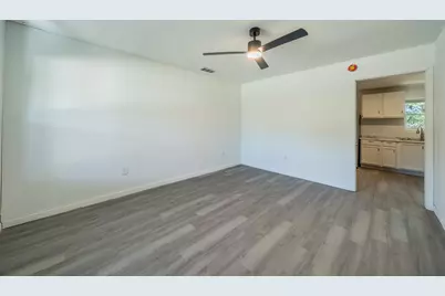 2008 Mount Pleasant Drive, Mesquite, TX 75149 - Photo 2