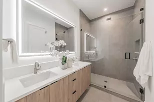 2523 Hondo Ave, Dallas, TX 75219 - Photo 16