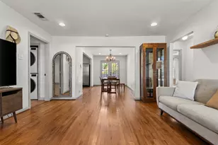 2006 Boyd St, Dallas, TX 75224 - Photo 4