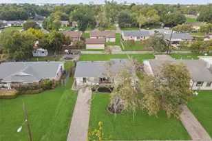 613 E Tyler St, Richardson, TX 75081 - Photo 22