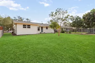 613 E Tyler St, Richardson, TX 75081 - Photo 20