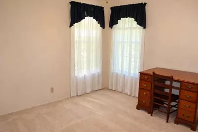 611 Rose Avenue, Cleburne, TX 76033 - Photo 10