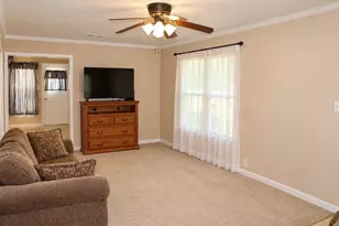 611 Rose Ave, Cleburne, TX 76033 - Photo 6