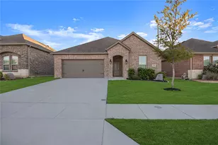 3102 Moccasin Ln, Aubrey, TX 76227 - Photo 1