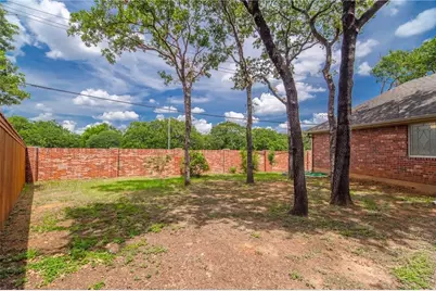 5000 Pointclear Court, Arlington, TX 76017 - Photo 30
