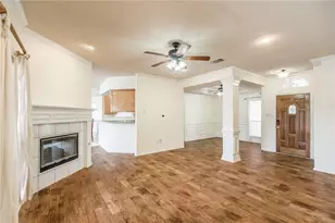 5000 Pointclear Ct, Arlington, TX 76017 - Photo 4