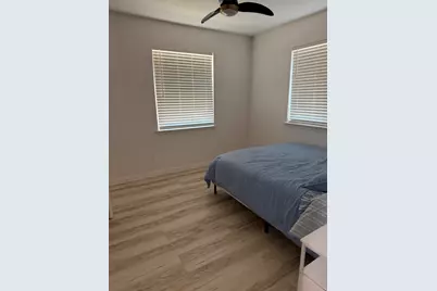 3932 Sun Valley Court, Irving, TX 75062 - Photo 12