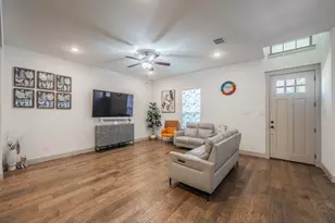 1279 Ocean Breeze Dr, Flower Mound, TX 75028 - Photo 4