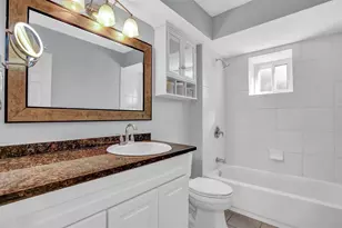 7705 Meadow Park Dr, Dallas, TX 75230 - Photo 14