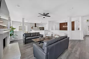 1004 Bonanza Dr, Arlington, TX 76001 - Photo 6