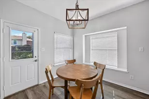1004 Bonanza Dr, Arlington, TX 76001 - Photo 8