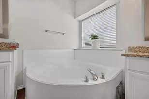 1004 Bonanza Dr, Arlington, TX 76001 - Photo 26