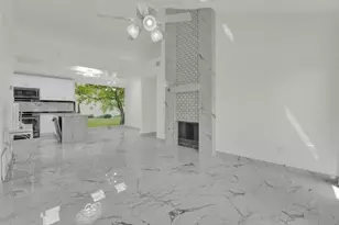 2129 Stradivarius Ln, Carrollton, TX 75007 - Photo 4