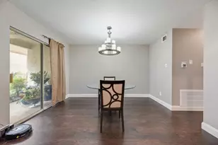 15 Oakbrook Dr, Lewisville, TX 75057 - Photo 10