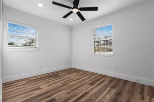 715 Scott Dr, Arlington, TX 76012 - Photo 12