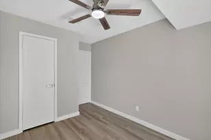 14910 Marsha Dr, Balch Springs, TX 75180 - Photo 20