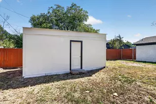 14910 Marsha Dr, Balch Springs, TX 75180 - Photo 24