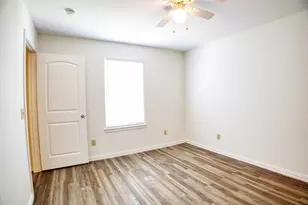 1708 S Waco St, Van Alstyne, TX 75495 - Photo 32