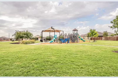 737 Blackhorse Trail, Fort Worth, TX 76247 - Photo 40