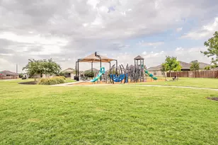 737 Blackhorse Trl, Fort Worth, TX 76247 - Photo 40