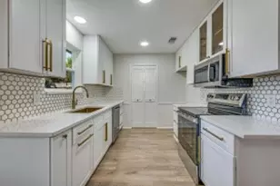 769 Charlyne Dr, Burleson, TX 76028 - Photo 10