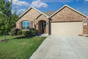 1716 Adams Dr, Little Elm, TX 75068 - Photo 2