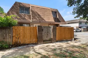 4414 Westminster Dr, Irving, TX 75038 - Photo 4